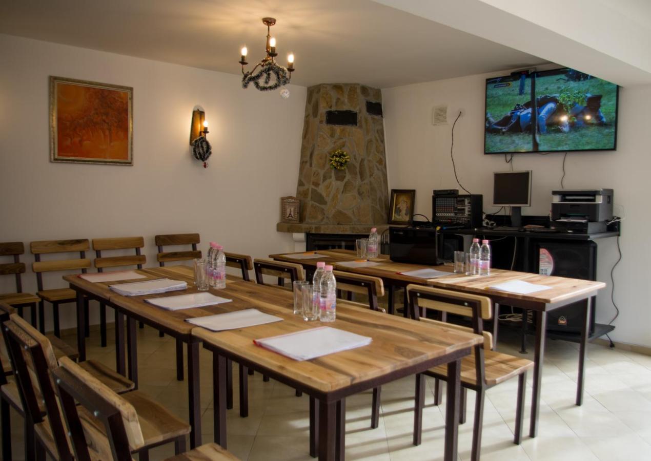 Family Hotel Virgin Ribarica Εξωτερικό φωτογραφία