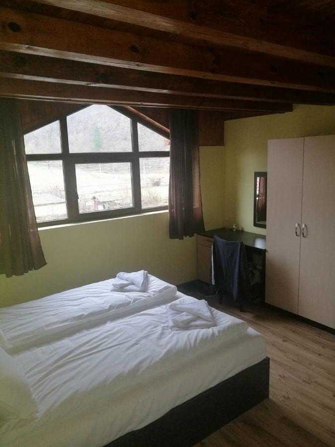 Family Hotel Virgin Ribarica Εξωτερικό φωτογραφία