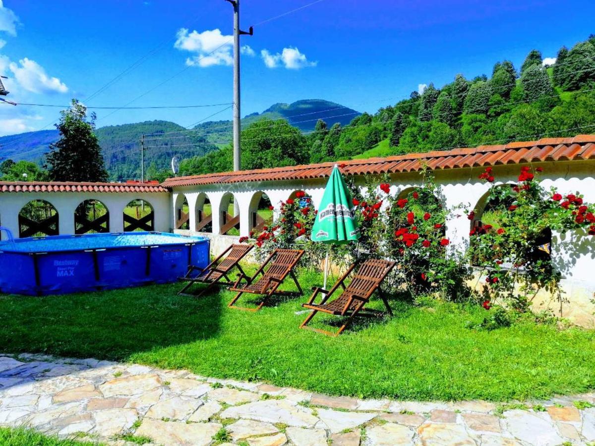 Family Hotel Virgin Ribarica Εξωτερικό φωτογραφία